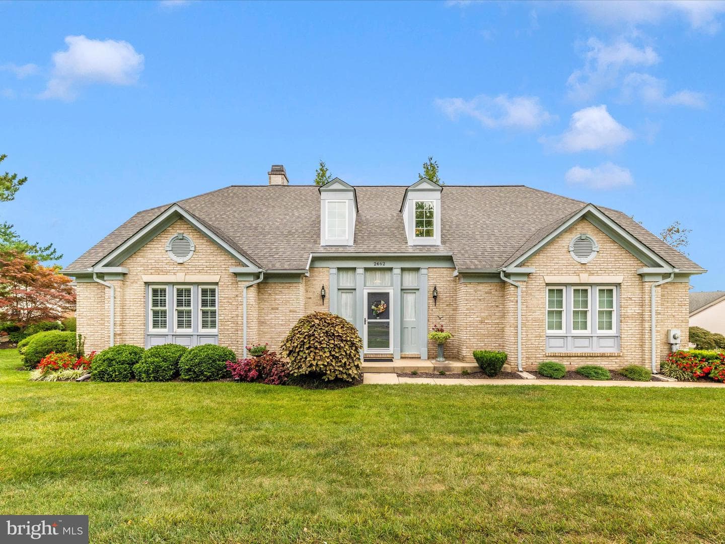 2462 Bear Den Road photo 1