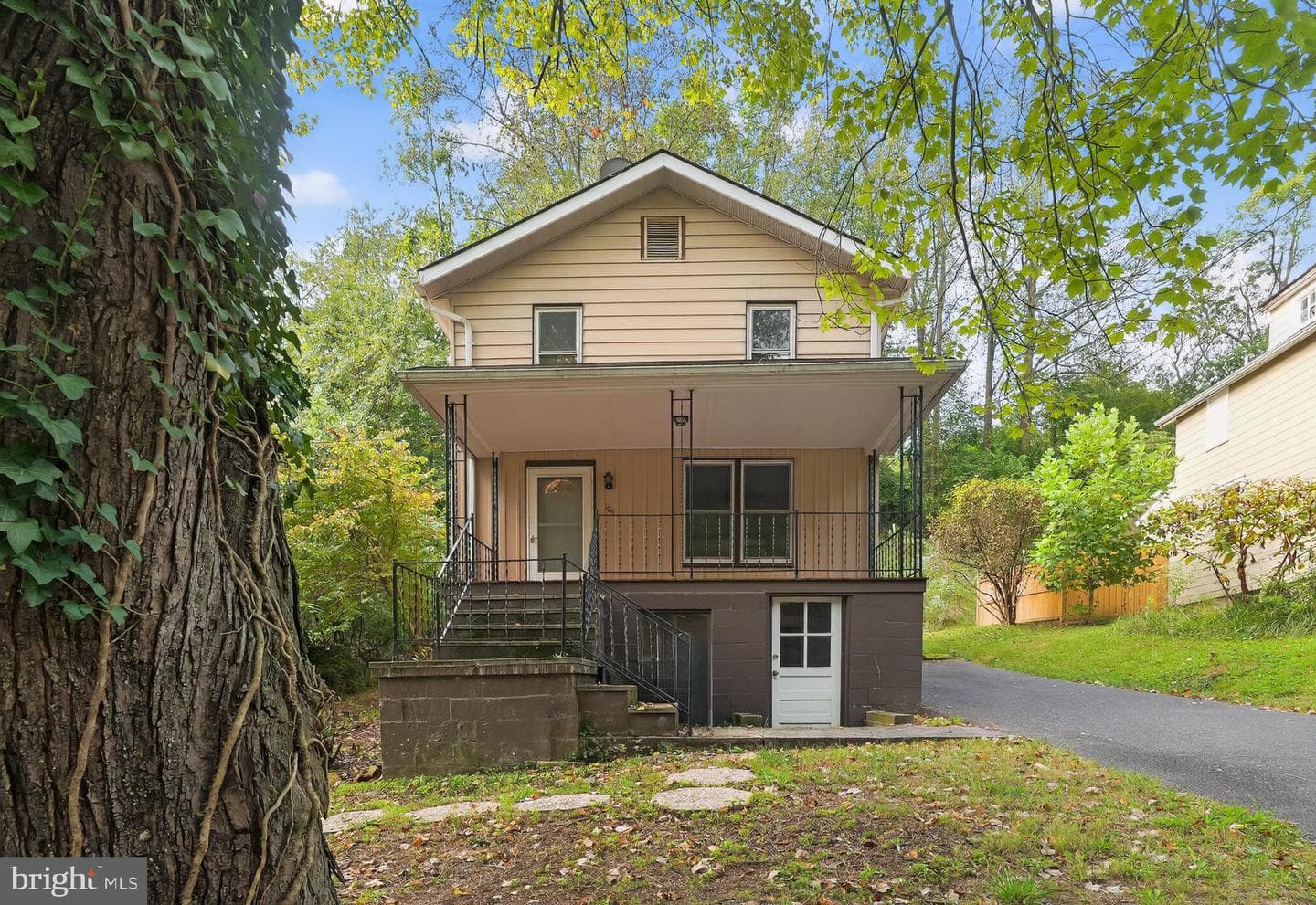 104 Greenwood Street photo 1