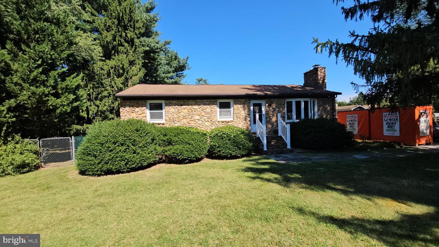 6900 Colonial Avenue photo 1
