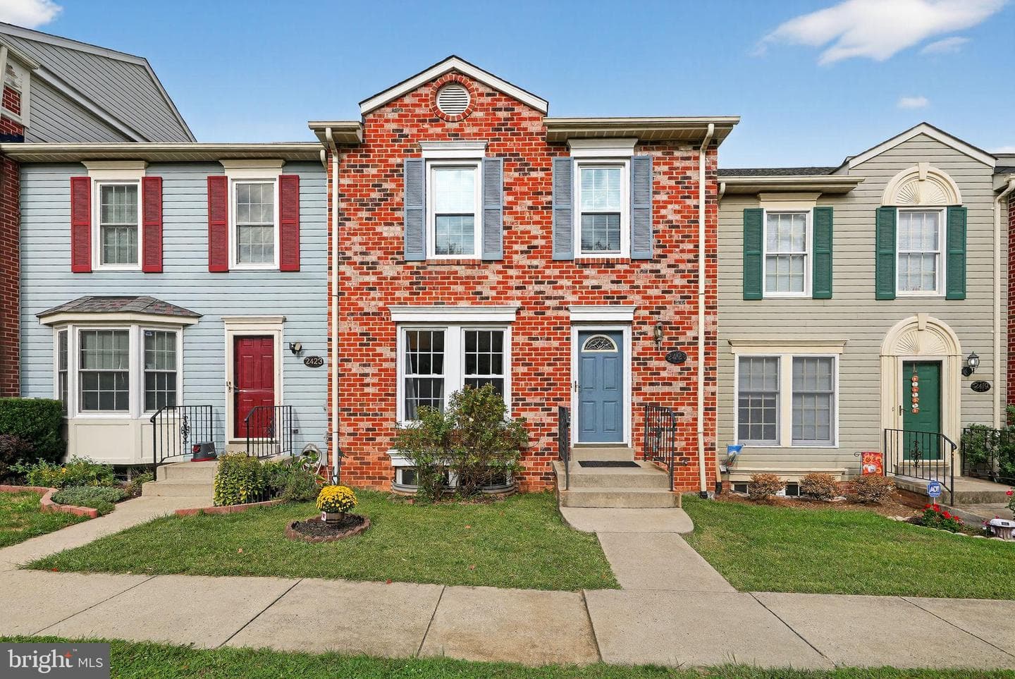 2421 Dunmore Court photo 1
