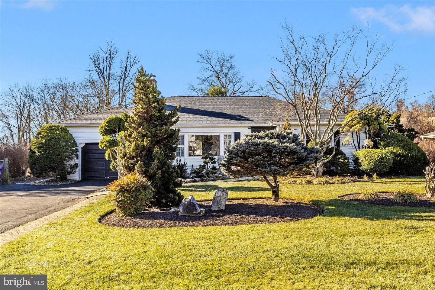 7828 Rocky Springs Road photo 1