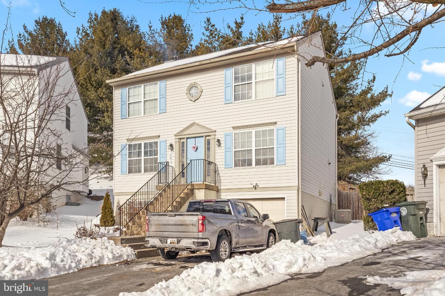 201 Shannonbrook Lane photo 1