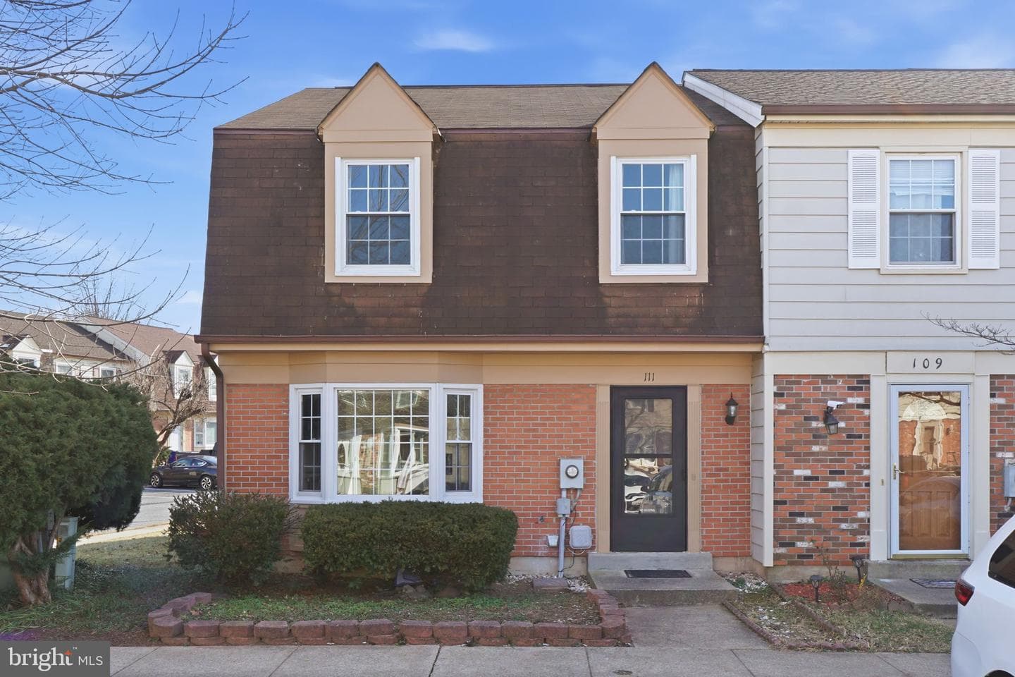 111 Lauren Court photo 1