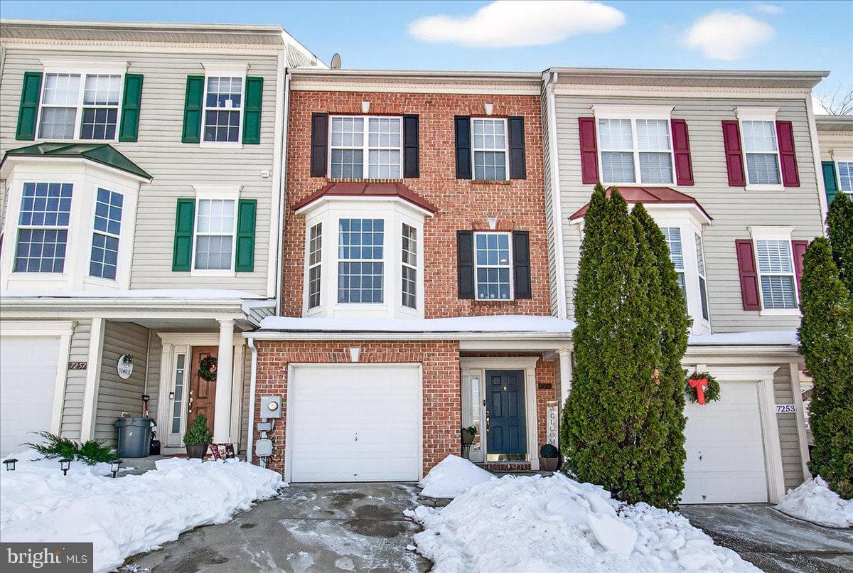 7255 Parkers Farm Lane photo 1