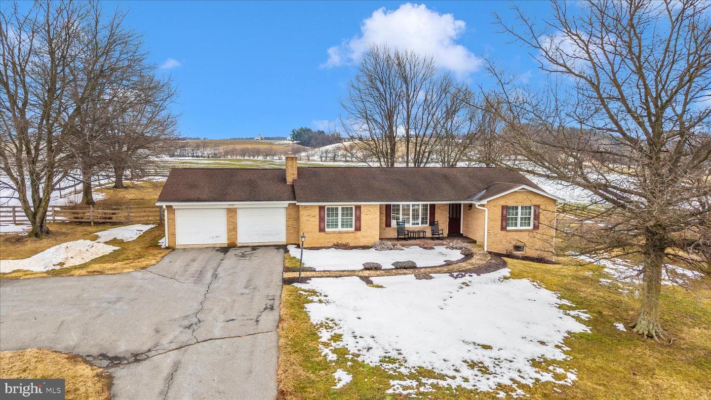 8415 Crum Road photo 1