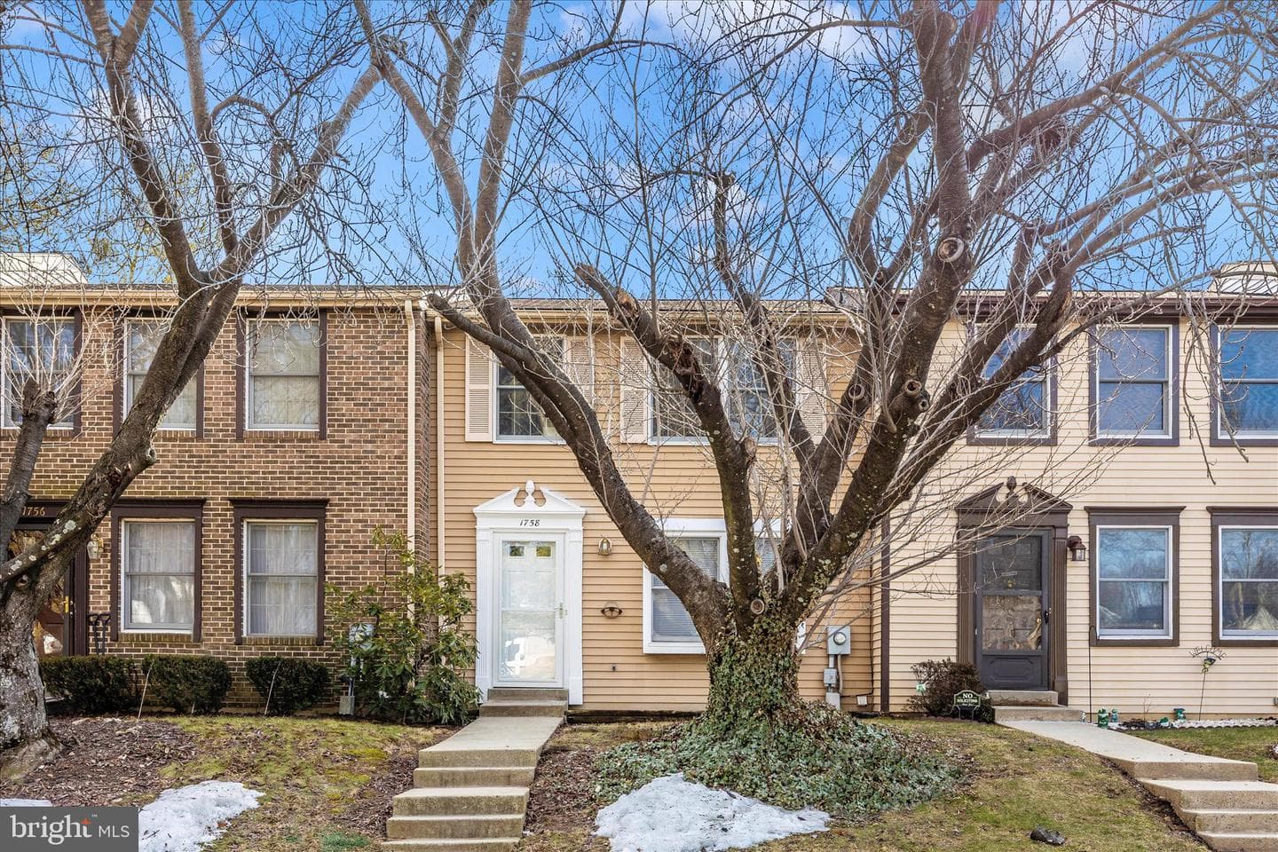 1758 Springfield Lane