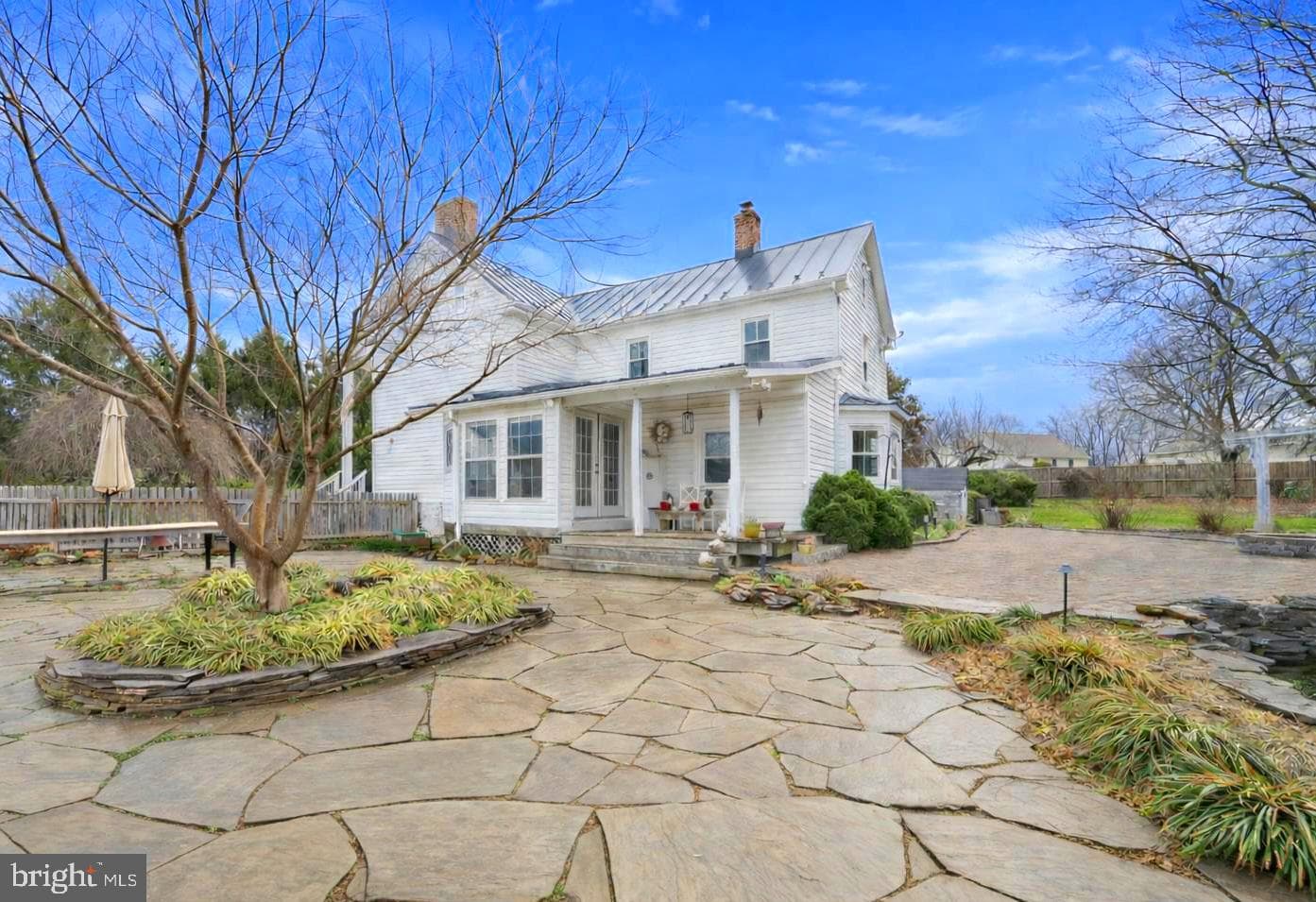 15539 Liberty Road photo 1