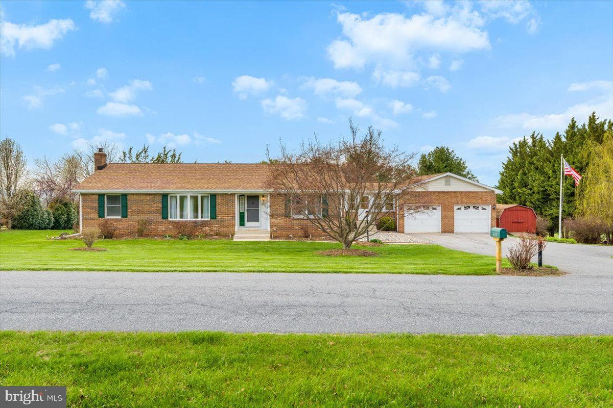 6114 Elaine Drive photo 1