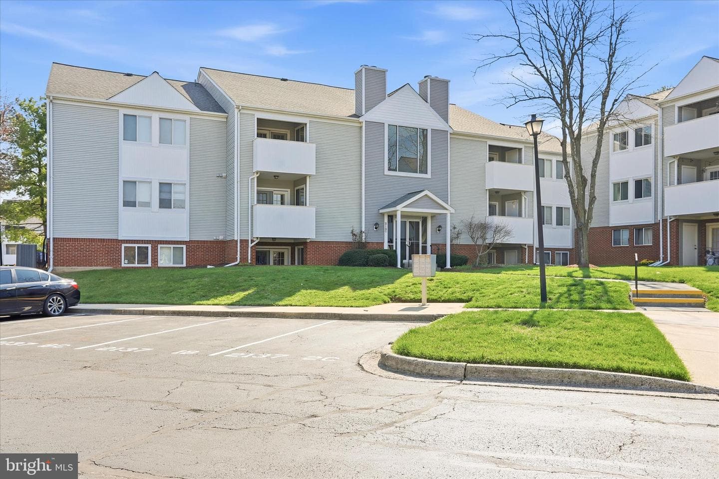 2137 Wainwright Court #1c