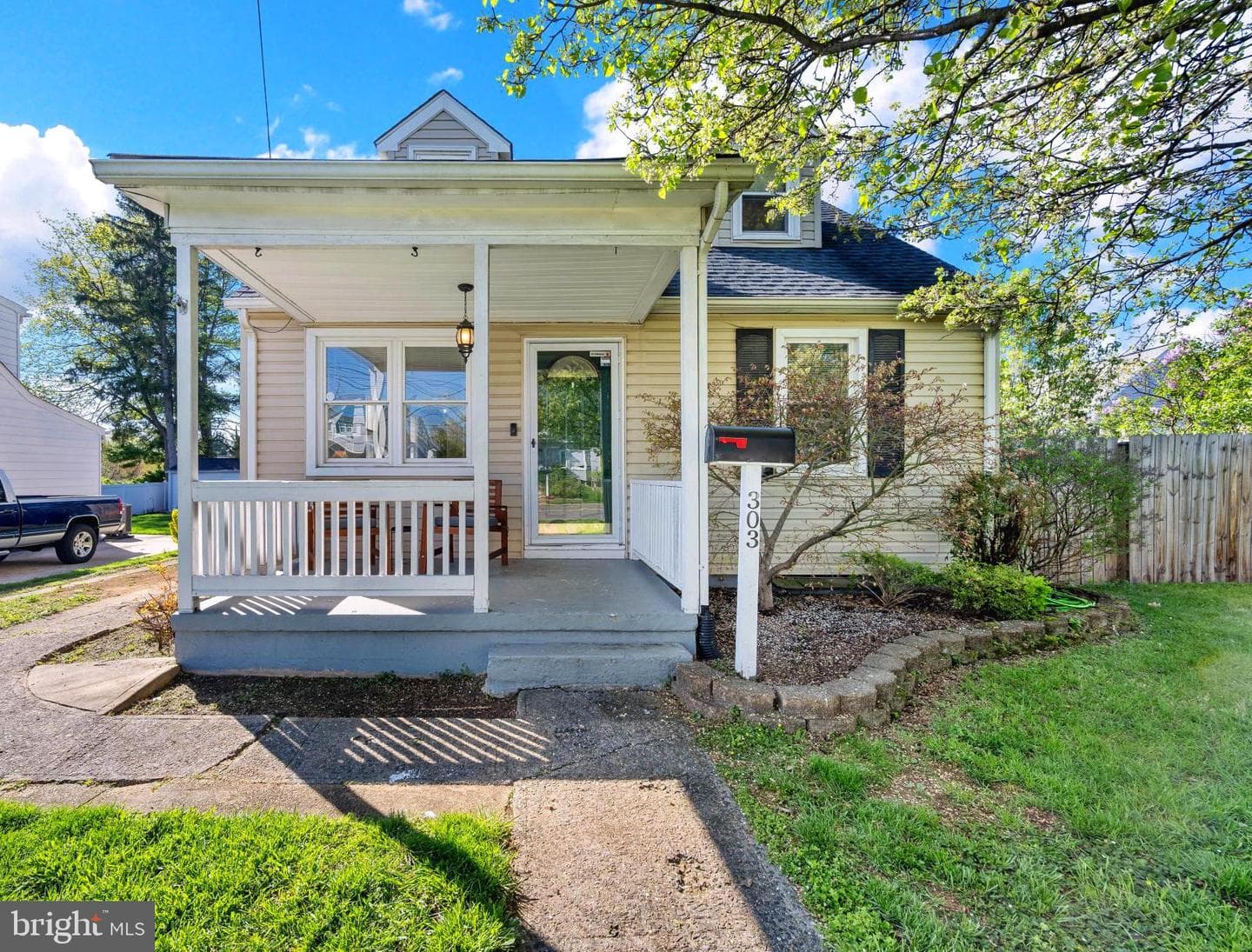 303 Willow Avenue photo 1