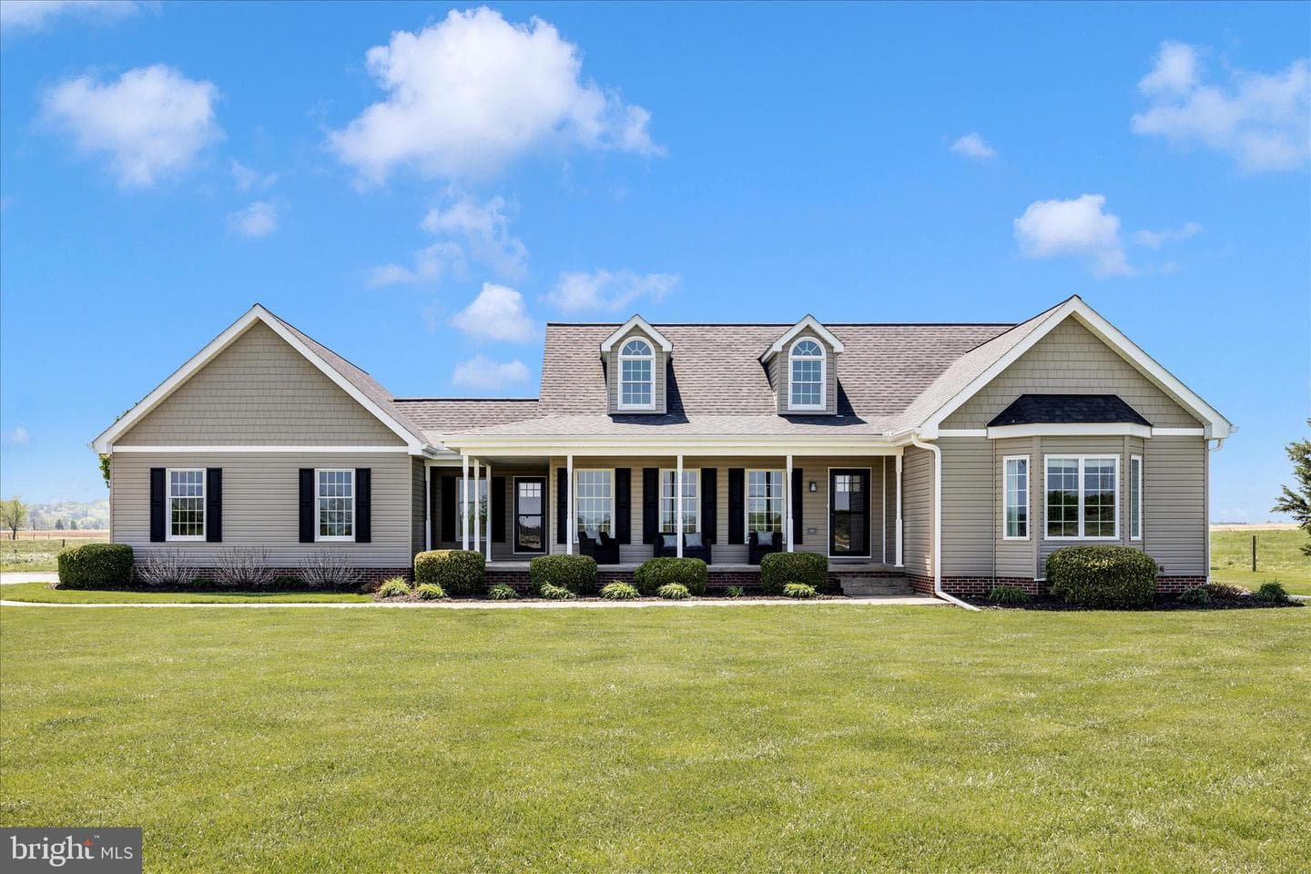 5955 Oland Road photo 1