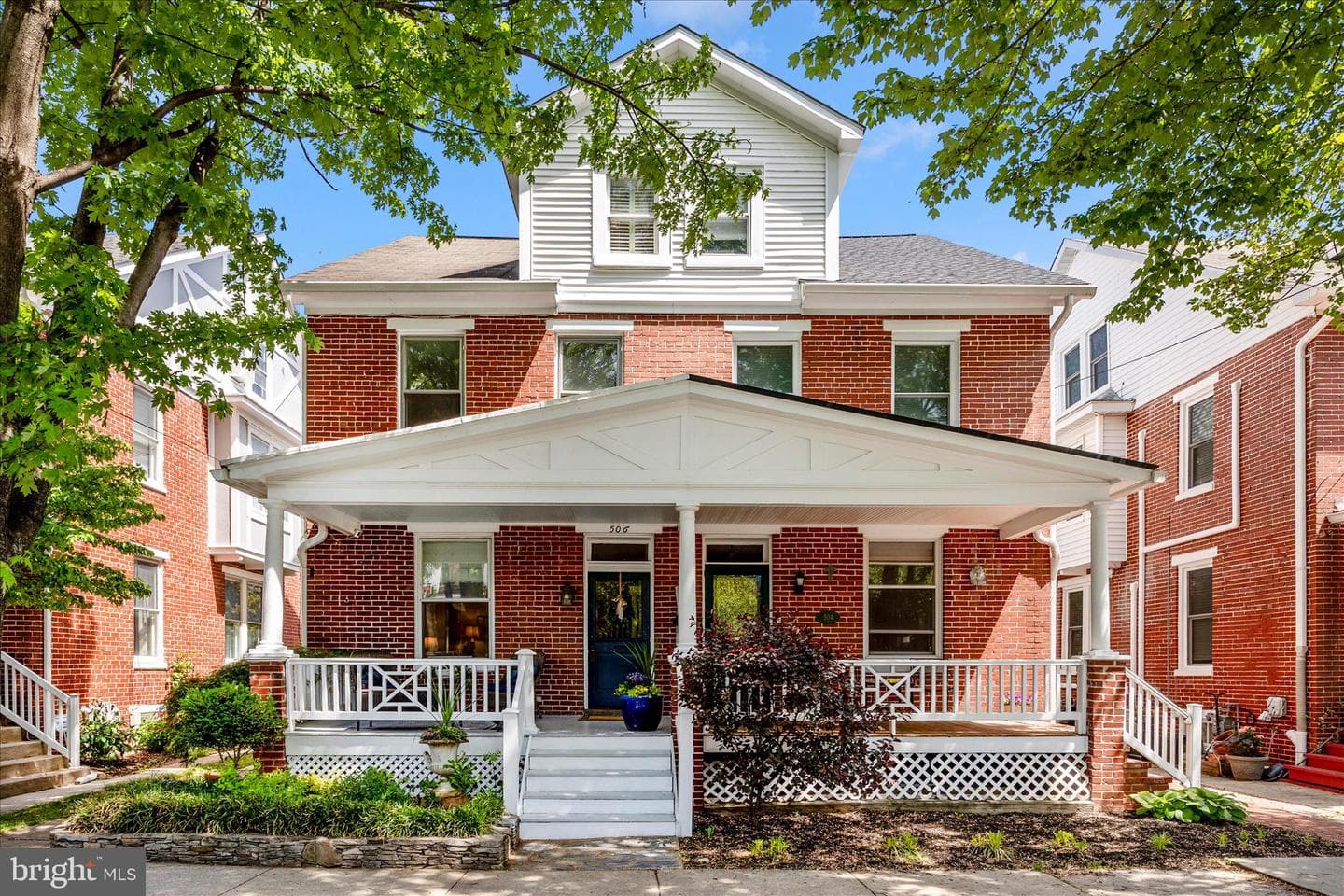 506 Elm Street