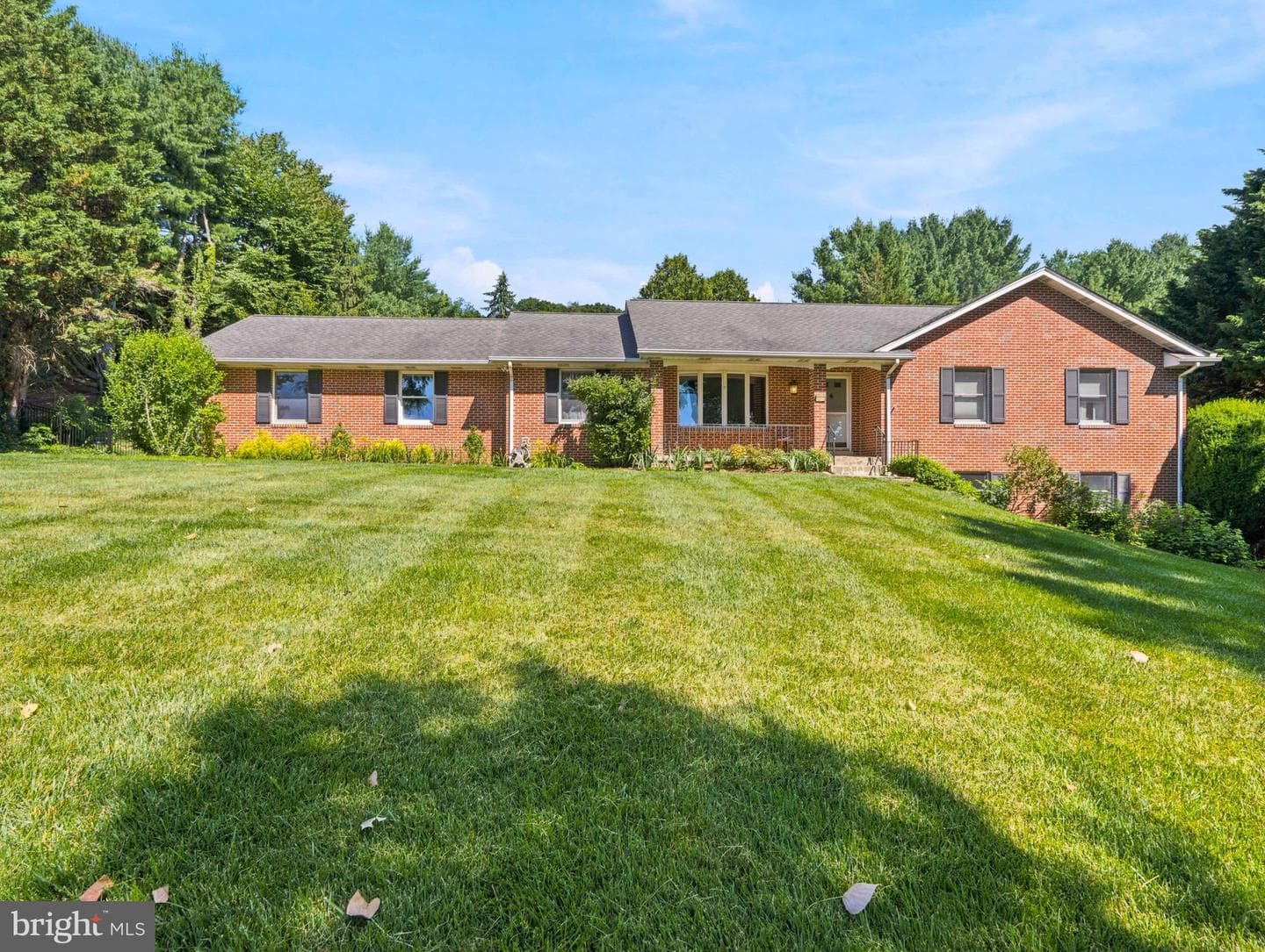 5212 Ernie Lane