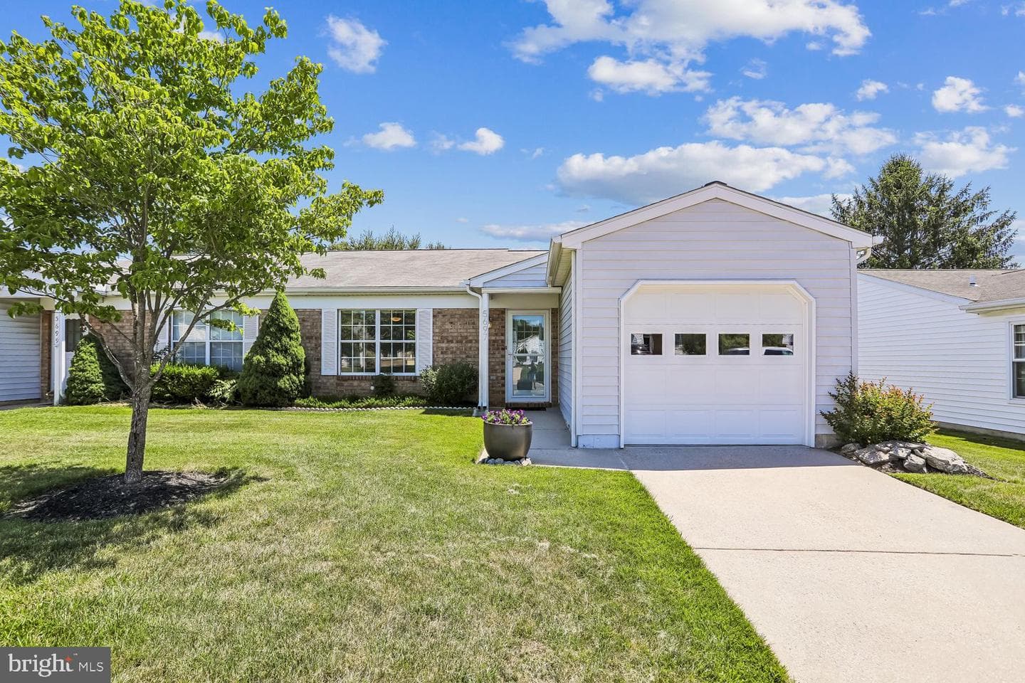 5697 Crabapple Drive