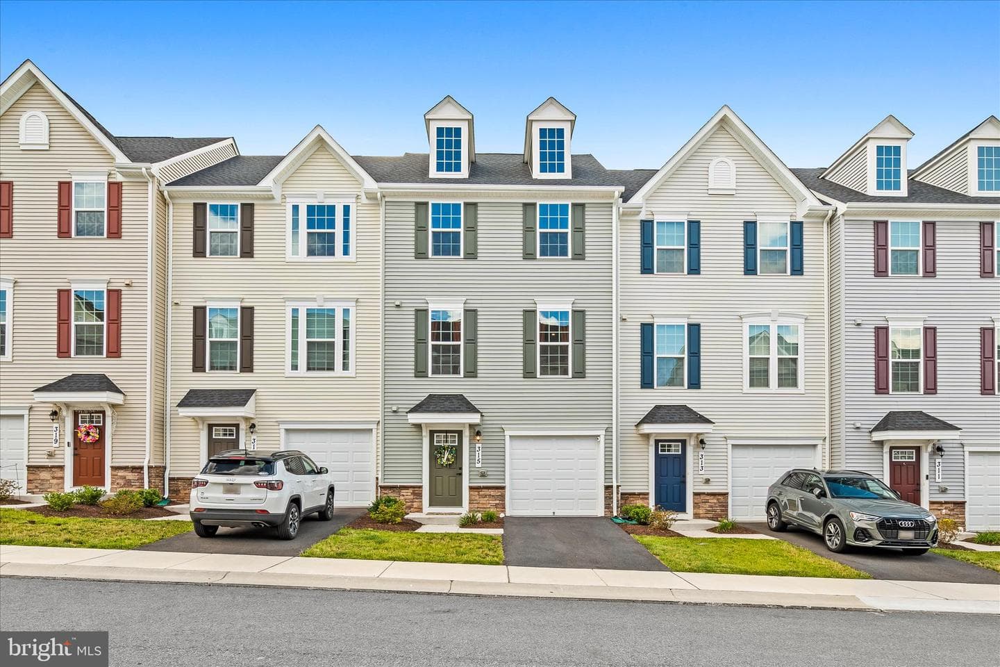 315 Pemberton Park Lane