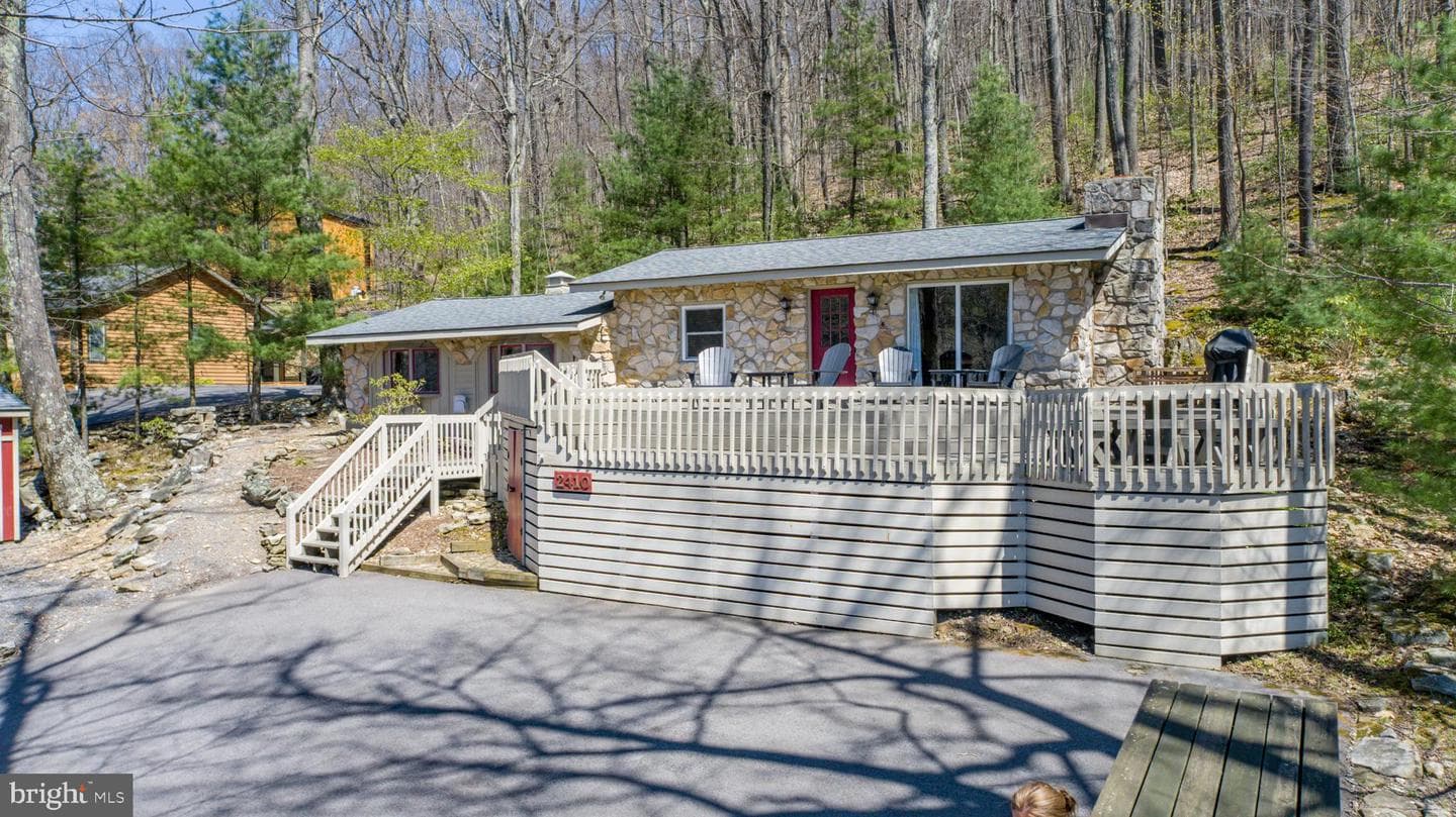 2410 State Park Road photo 1