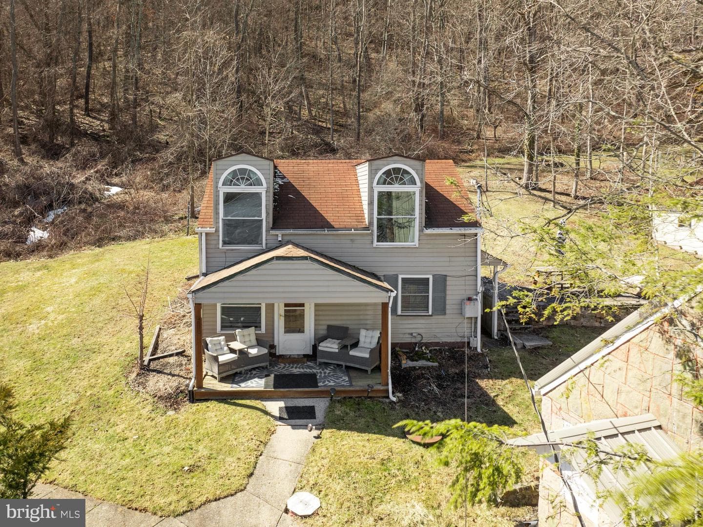 41 Fox Den Road photo 1