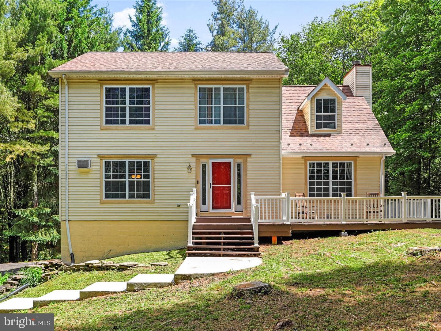 404 Pine Grove Road photo 1