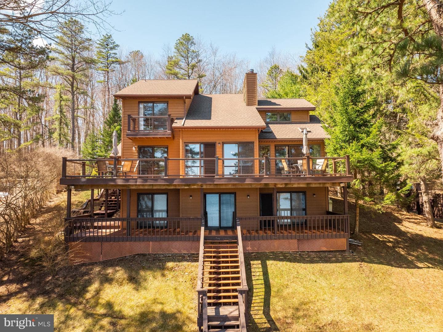 228 Paradise Heights photo 1
