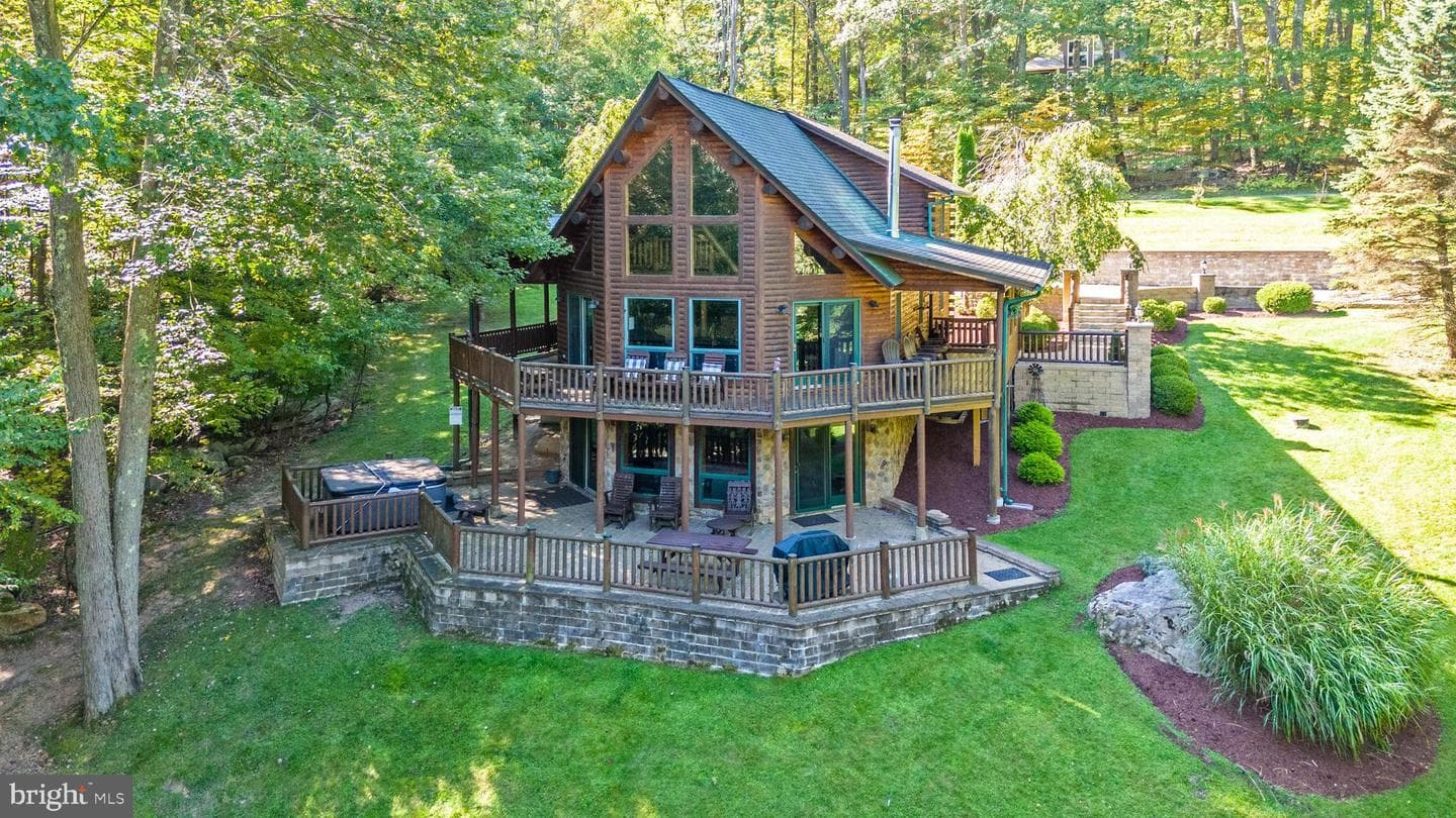 78 Mountainside Court photo 1