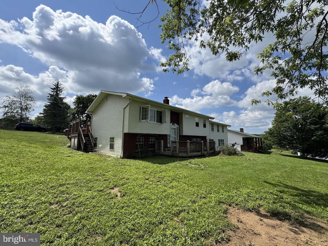 111 Knoll Crest Heights Drive photo 1