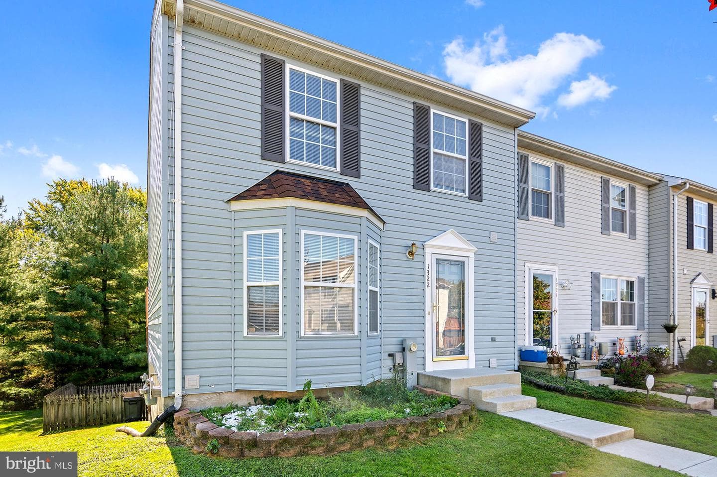 1322 Agora Place photo 1