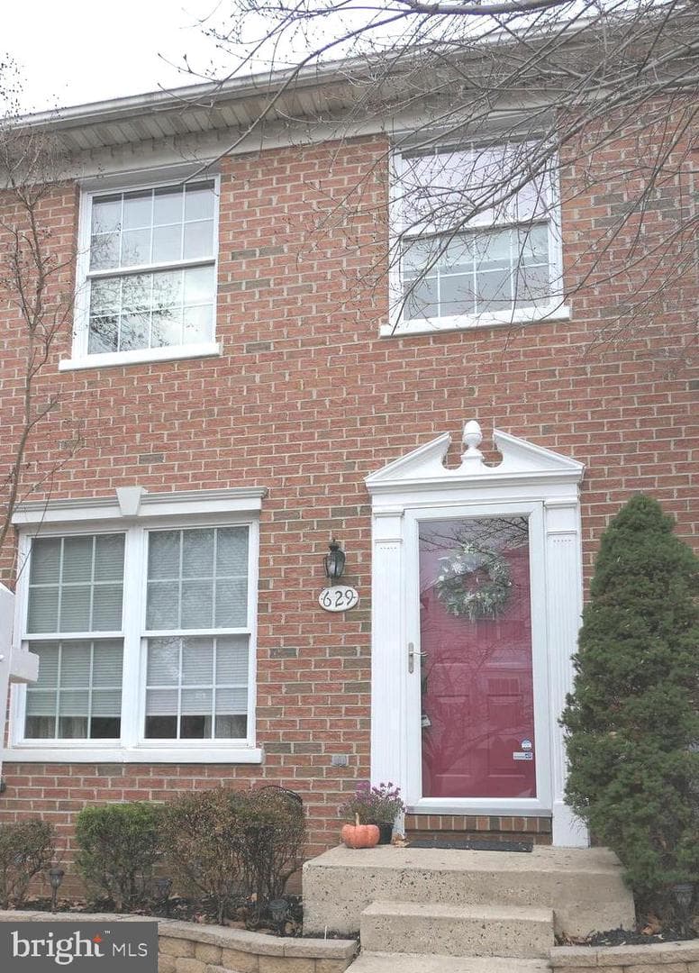 629 Stone Mill Court photo 1