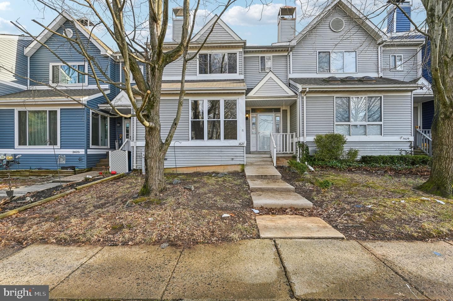 3627 Longridge Court photo 1