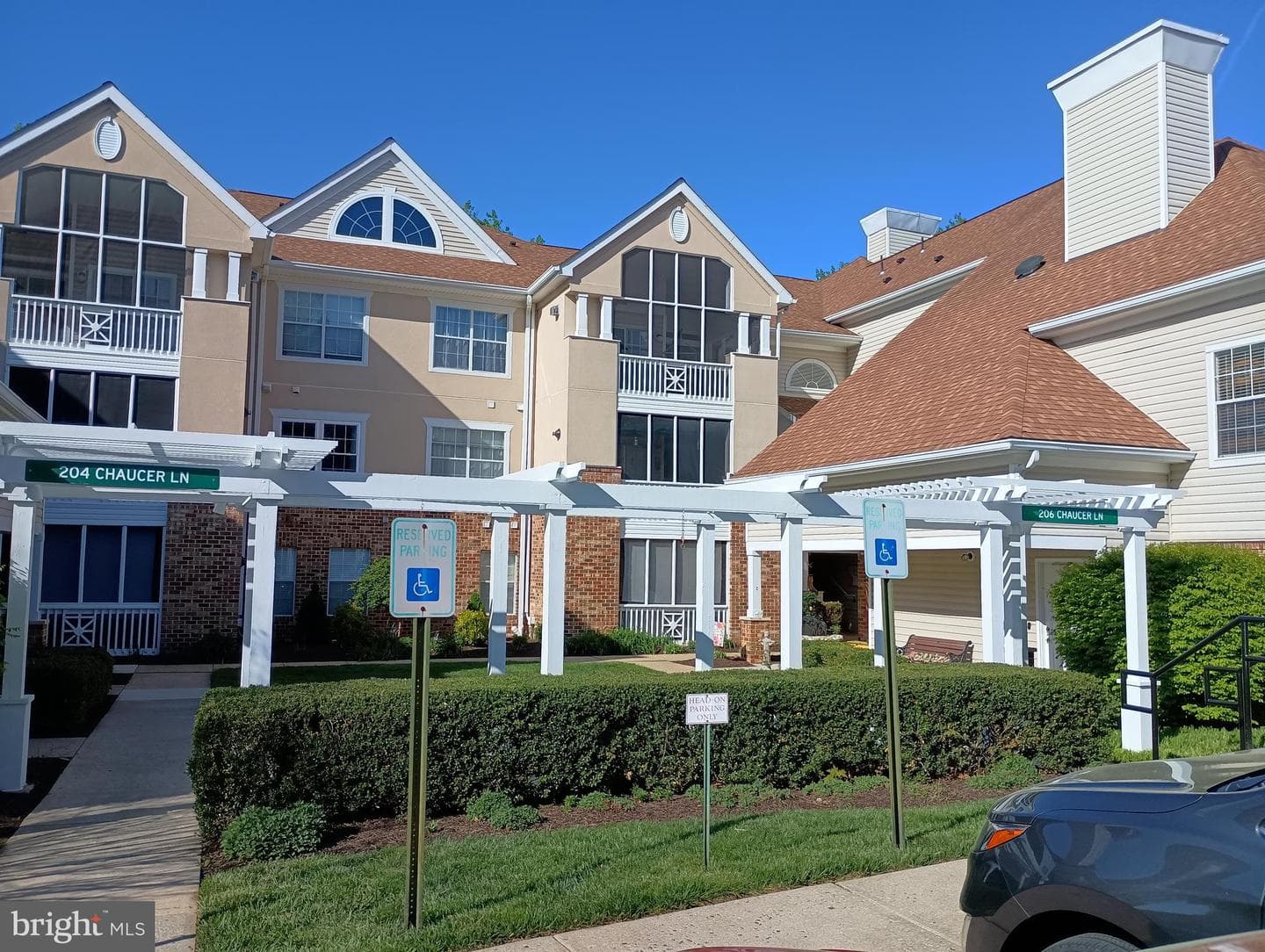 206 Chaucer Lane #206-L photo 1
