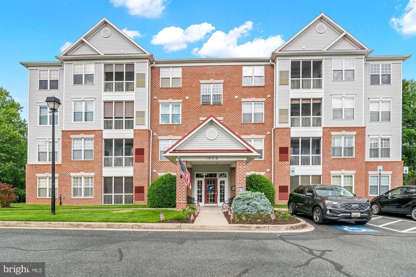 1604 Martha Court #404 photo 1