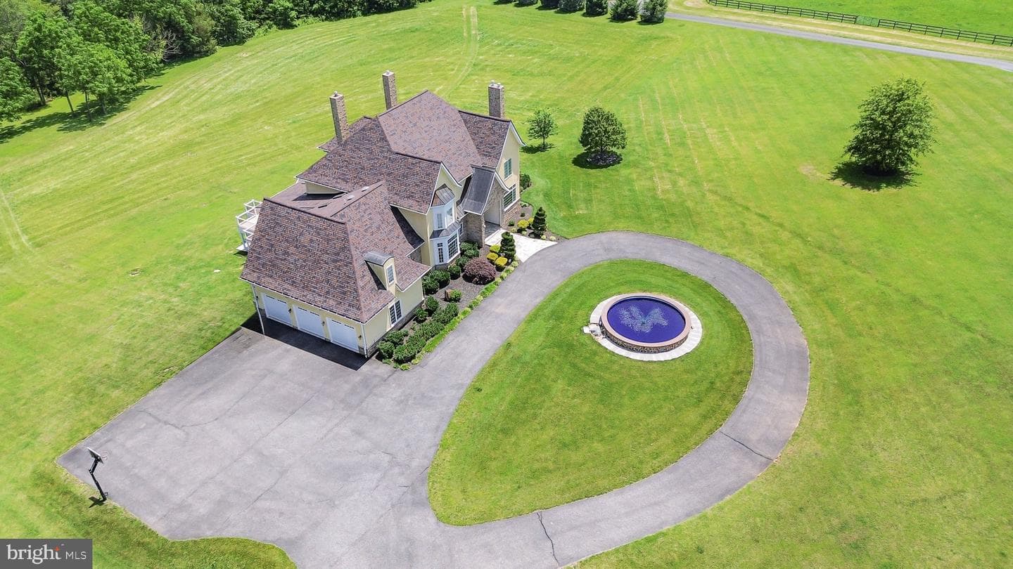 2780 Harford Road photo 1