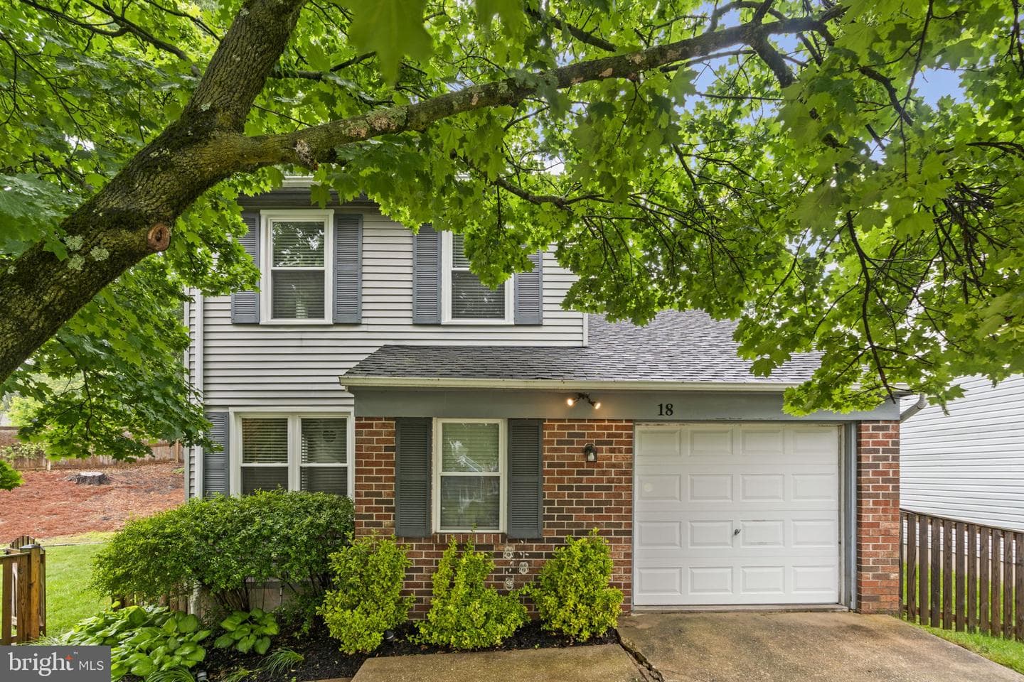 18 Huxley Circle photo 1