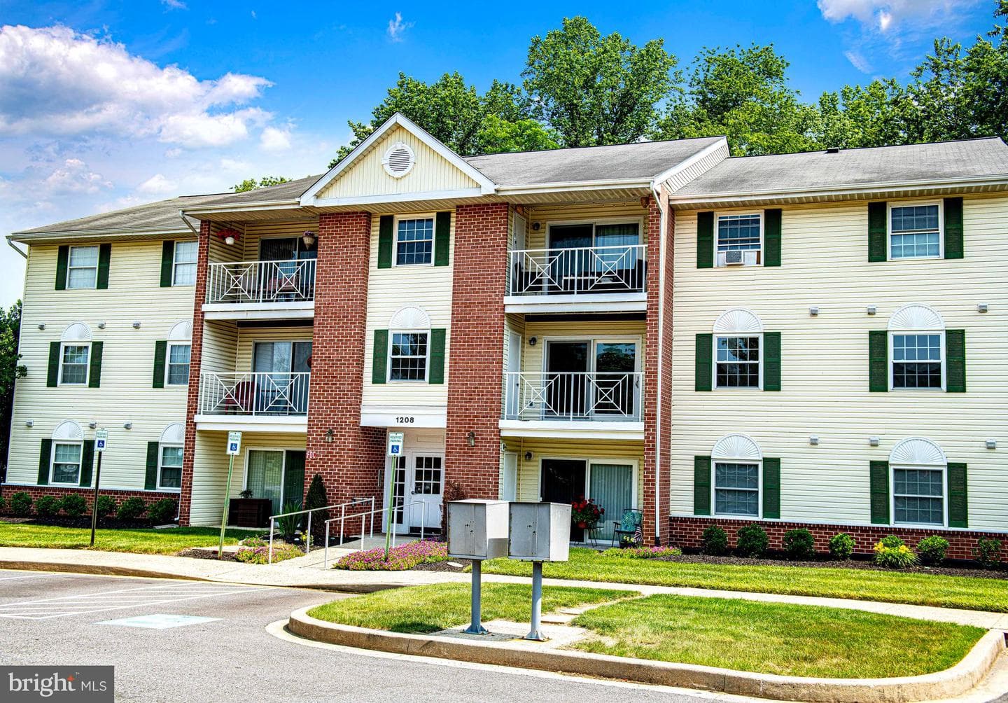 1208 Mist Wood Court #204 photo 1
