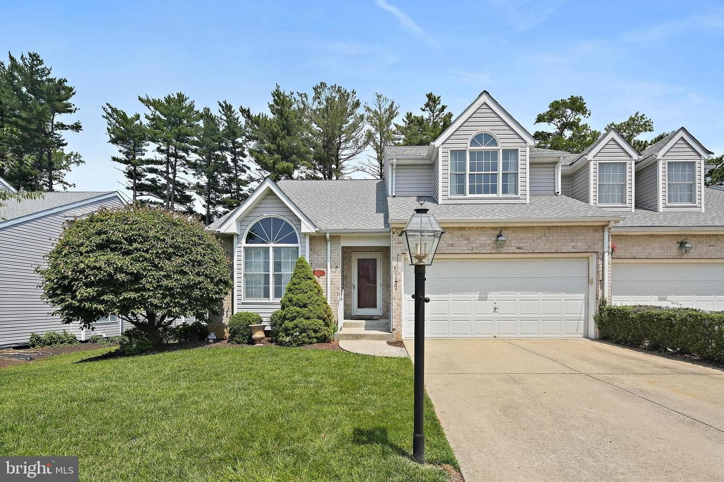 1715 Pine Forest Court photo 1