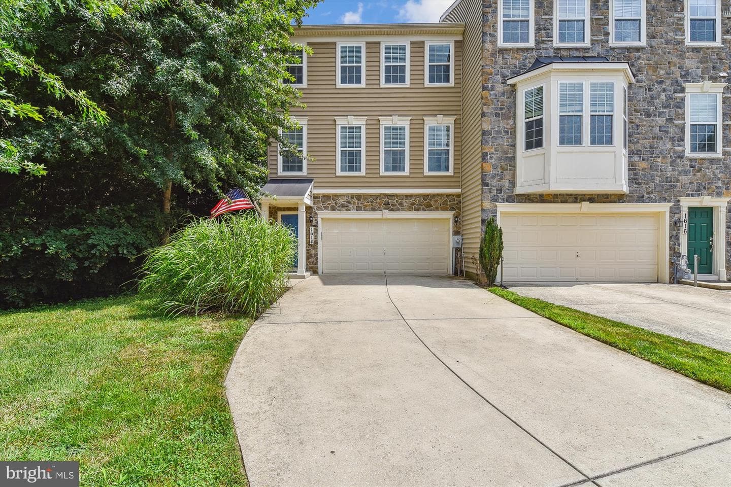 1614 Livingston Drive photo 1