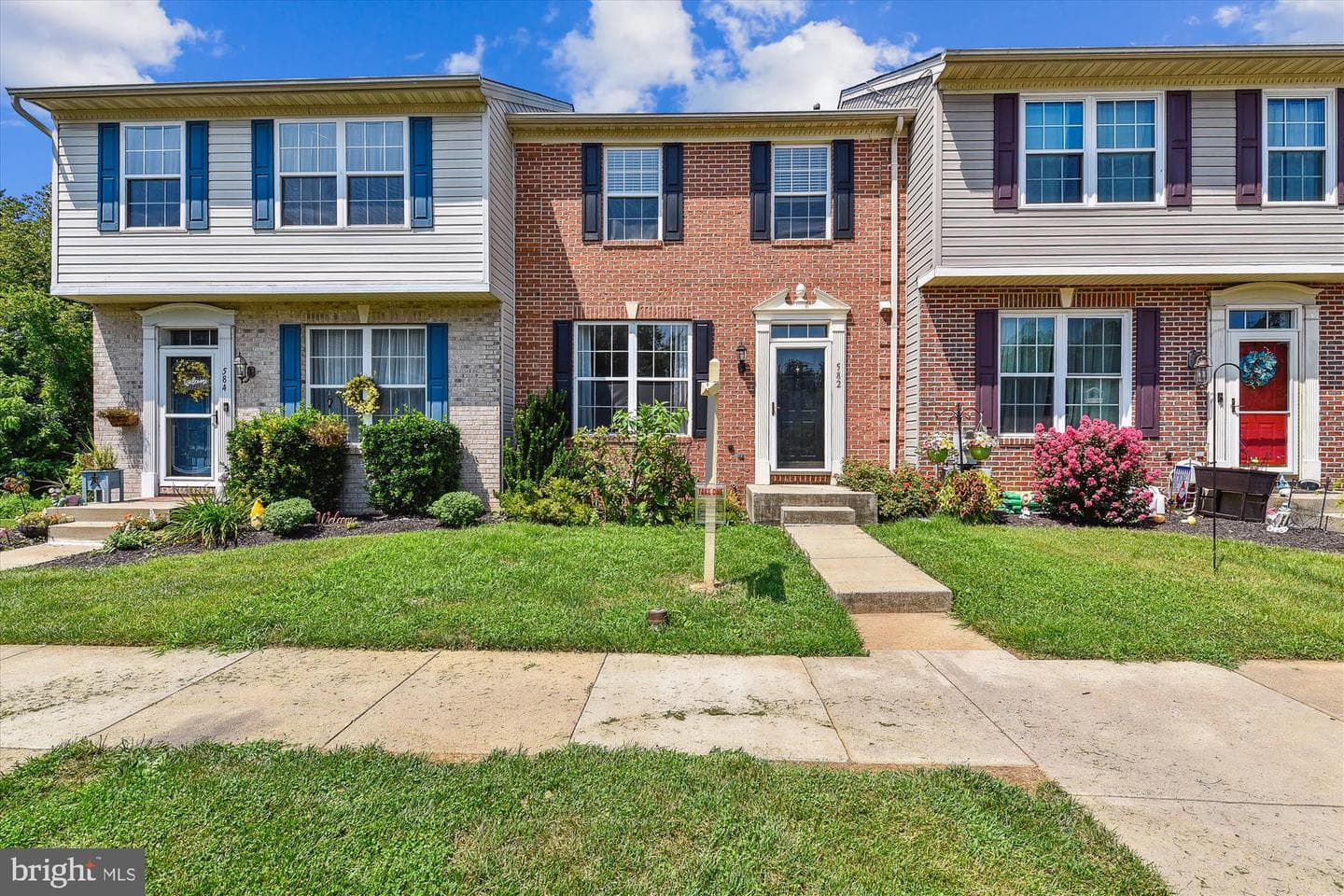 582 Doefield Court photo 1