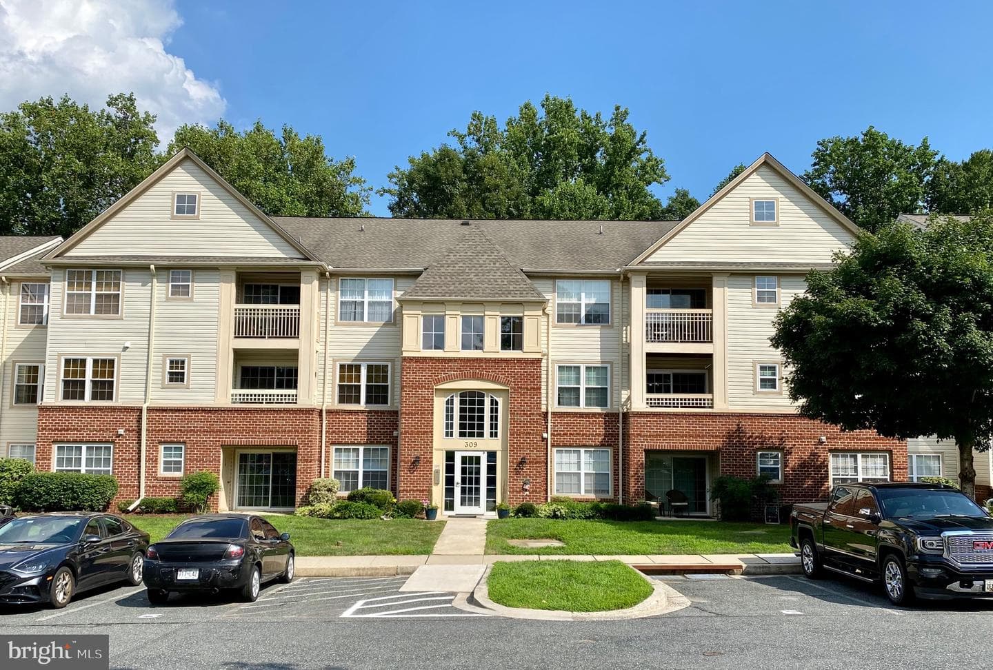309 Tall Pines Court #9 photo 1