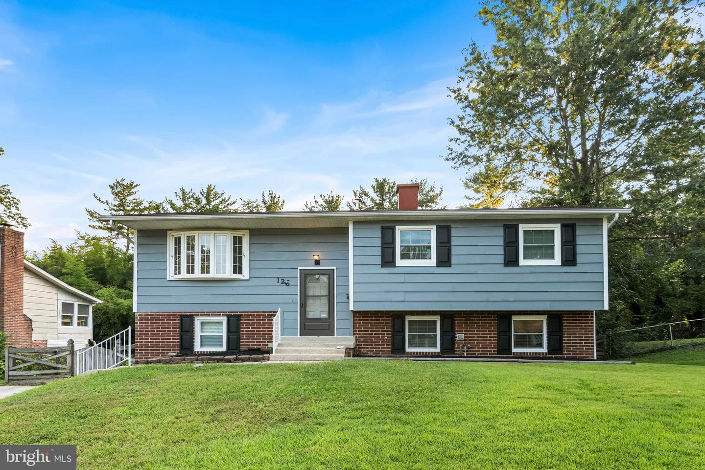 126 Doncaster Road photo 1
