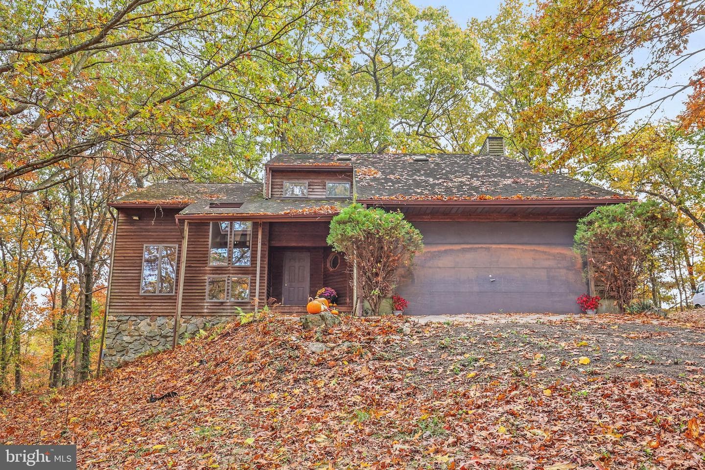 1033 Taylor Road photo 1