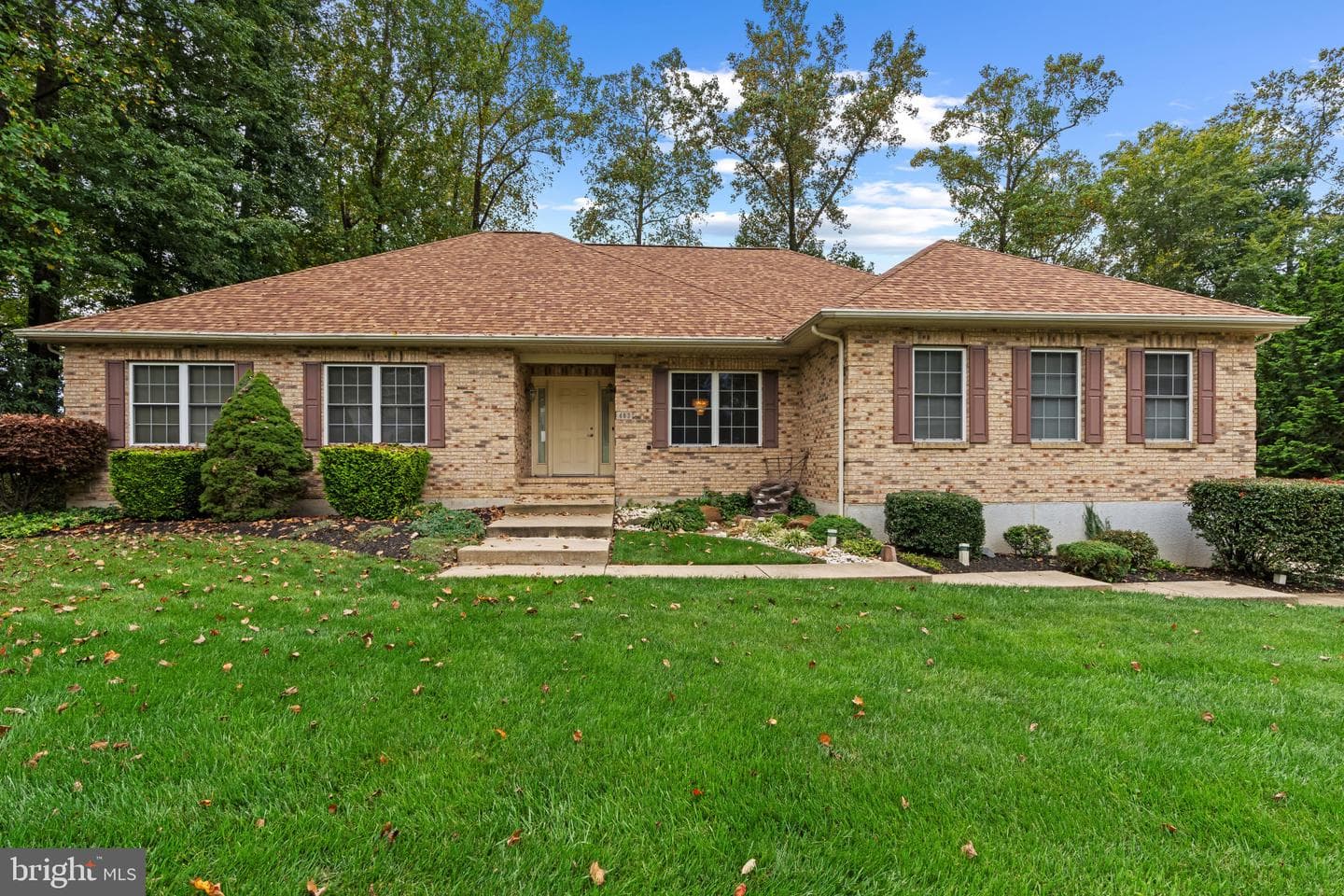 403 Summershade Court photo 1