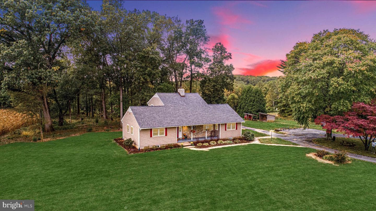 3917 W Chapel Road photo 1