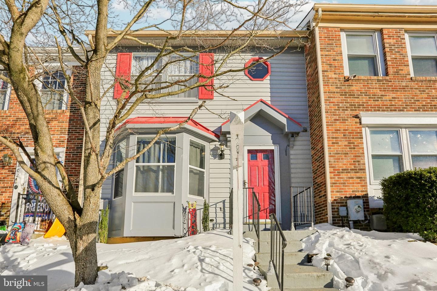 804 Dora Place photo 1