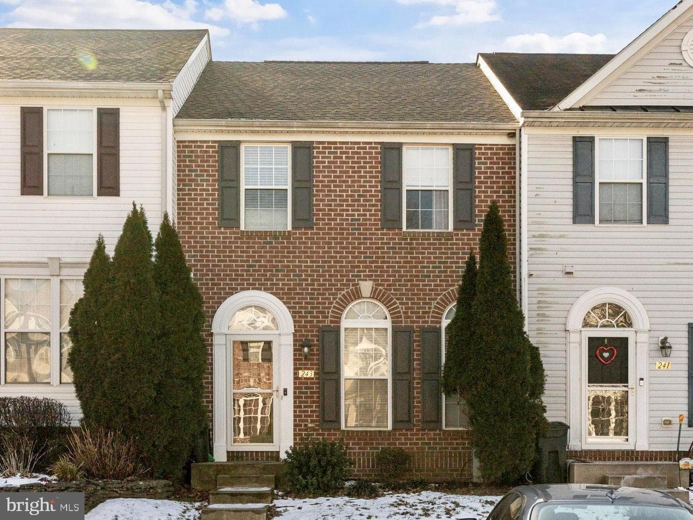 243 Mary Jane Lane photo 1