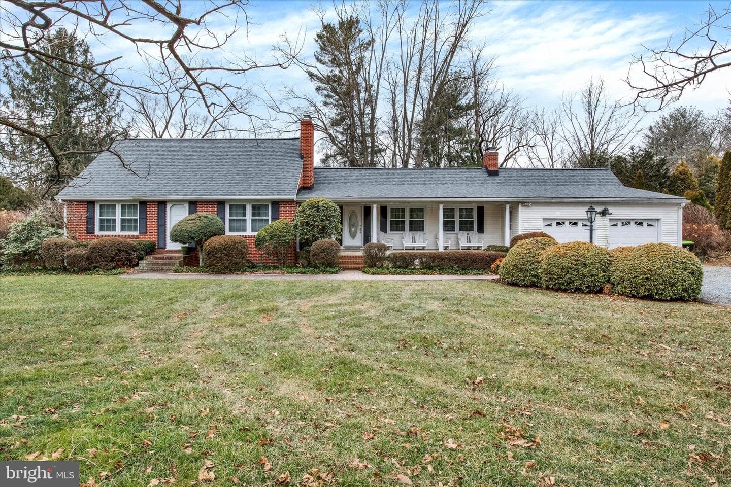1608 S Tollgate Road photo 1