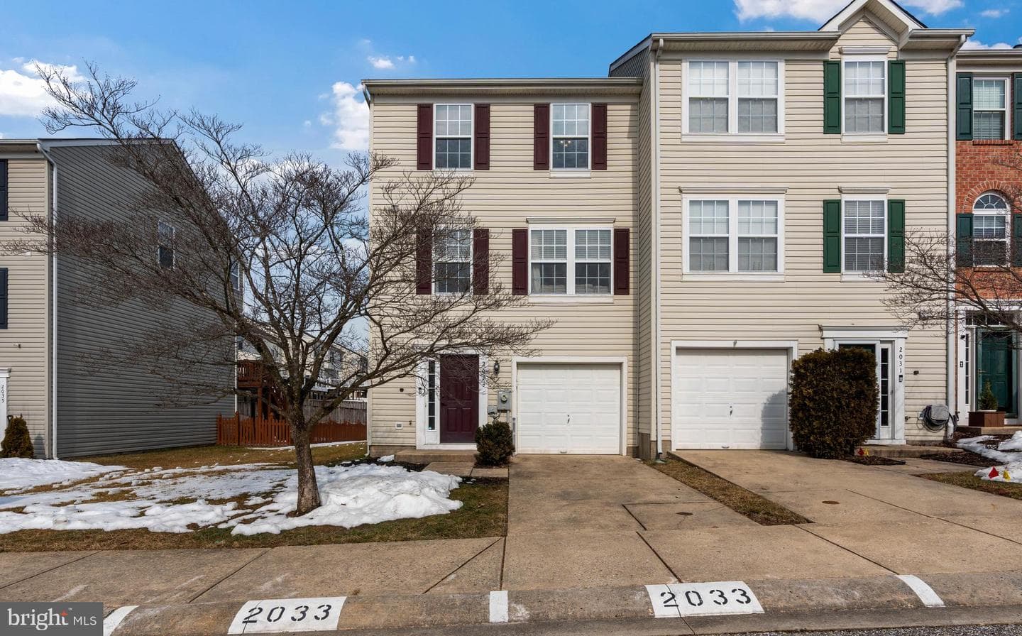 2033 Mardic Drive photo 1