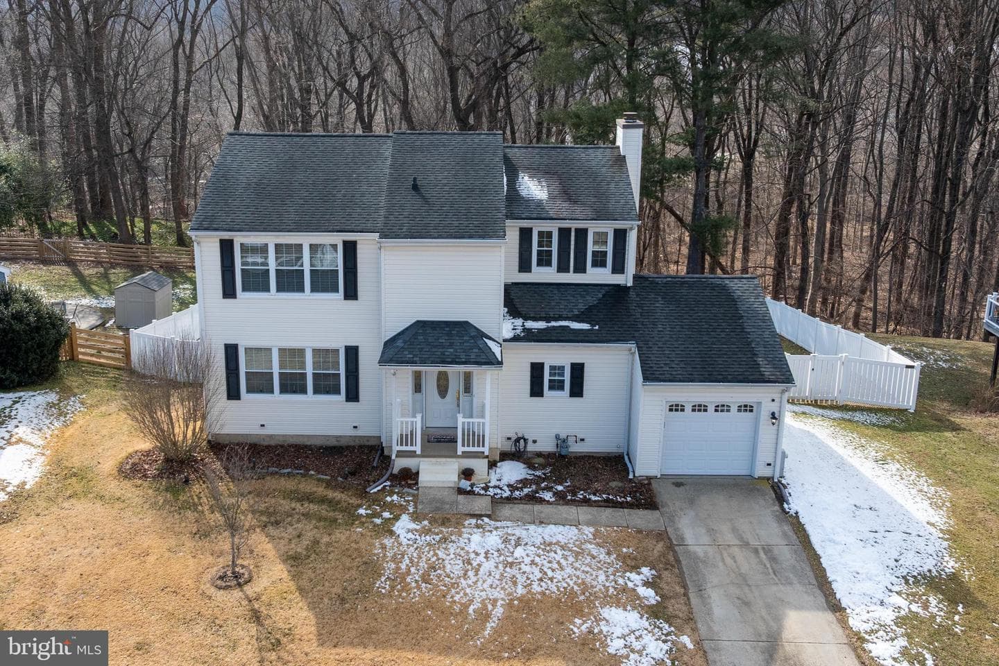 463 Crisfield Drive photo 1