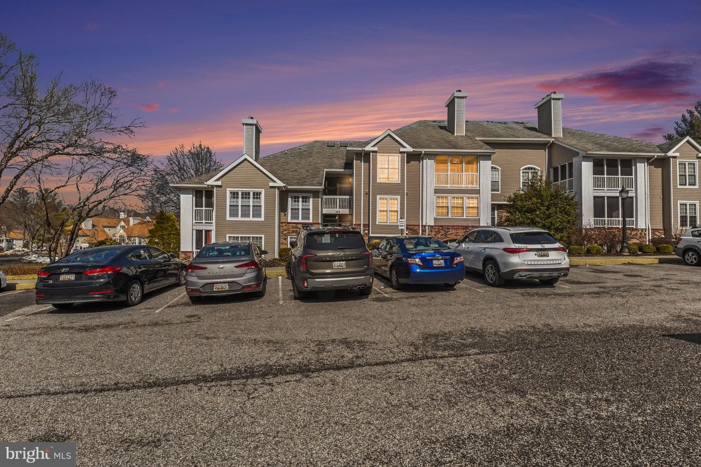 200 Thames Way #200-I photo 1