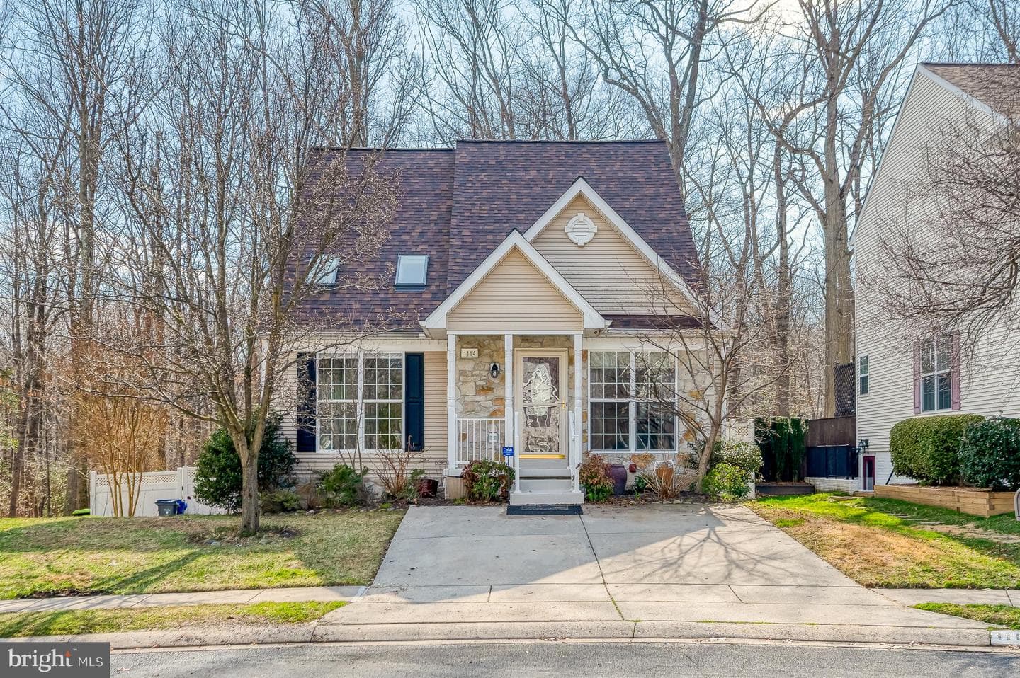 1114 E Viking Court photo 1