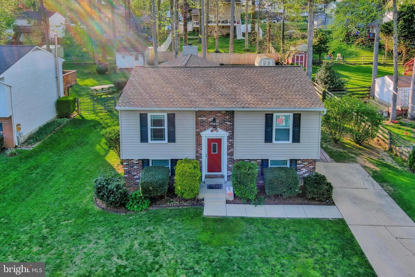 208 Yellow Brick Court