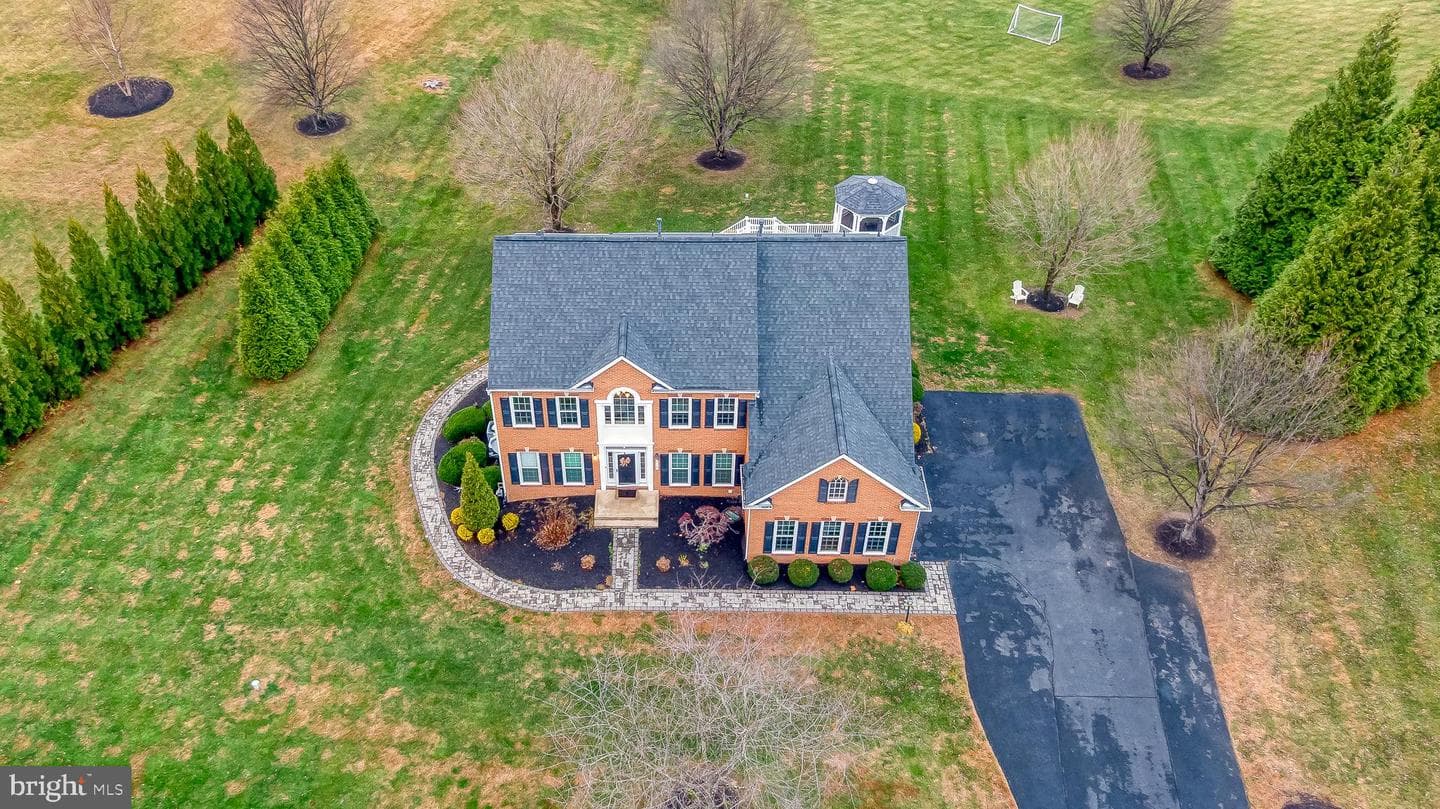 112 Bower Lane